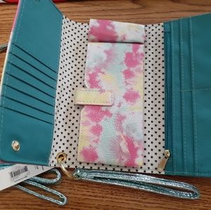 Small purse/ wristlet with wallet inside